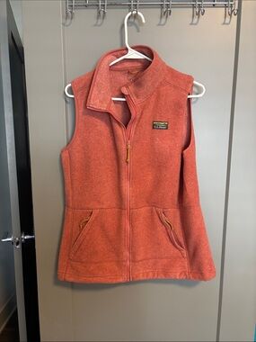 L.L. Bean Coral Zip Front Fleece Vest with Pockets